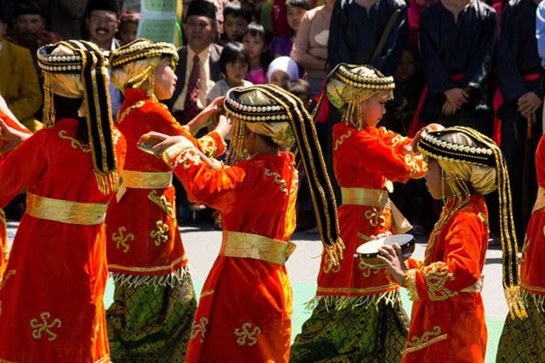 Adat-pernikahan-suku-kerinci