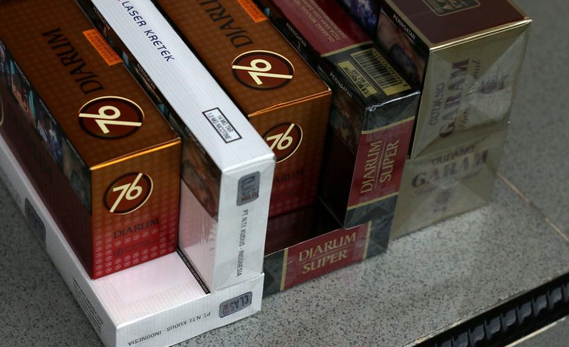 Benarkah Membeli Rokok Satu Slop Membuat Pengeluaran Lebih Hemat?