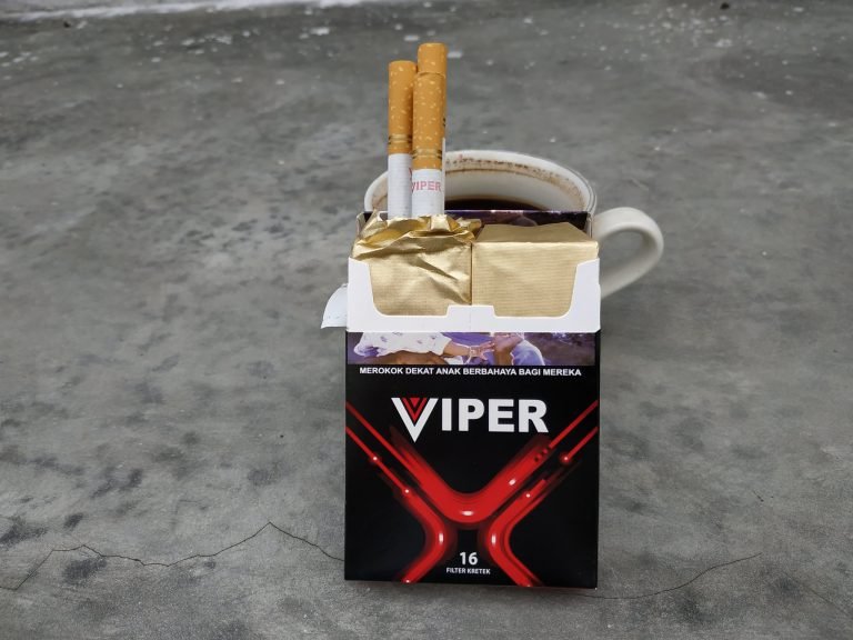 Rokok viper red