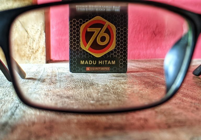 Djarum 76 Madu Hitam