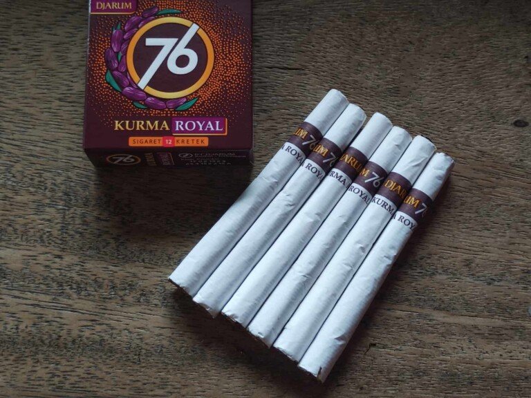 76 kurma royal