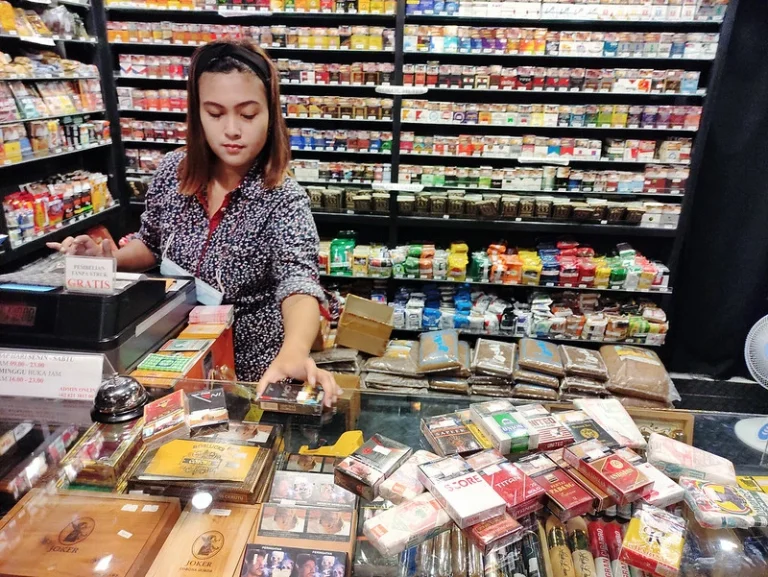 harga rokok di Indonesia