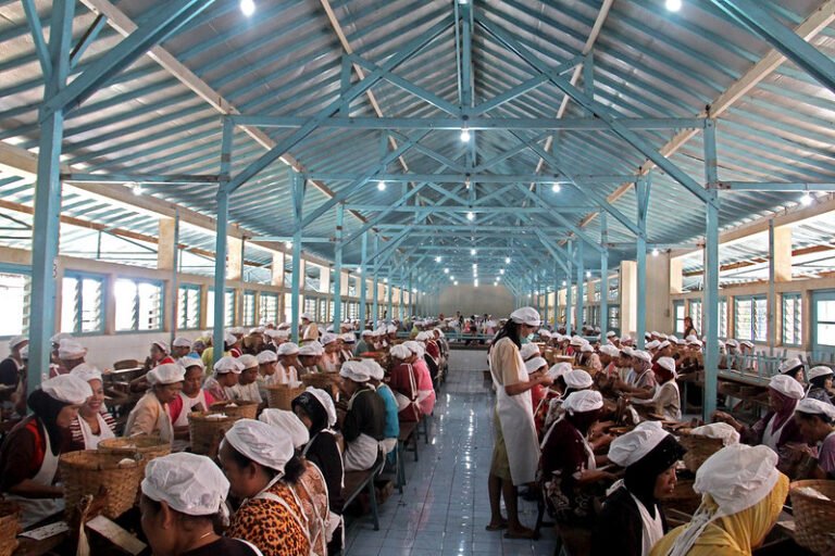 tempo industri rokok