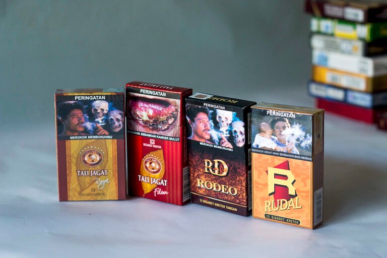 bungkus rokok polosan