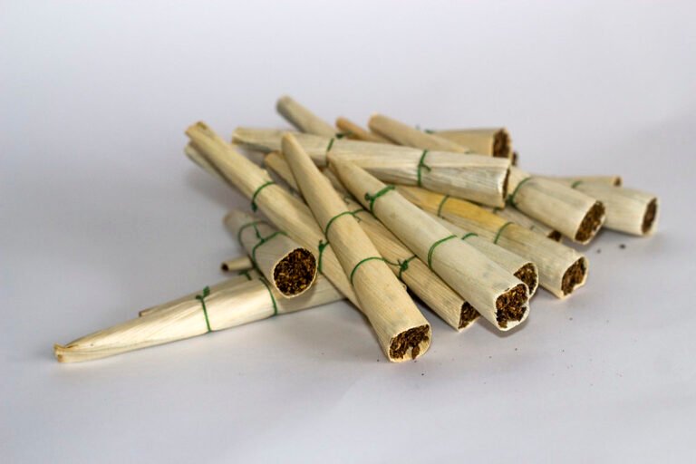 Rokok klobot rekatkan hubungan Suku Tengger Komunitas Kretek