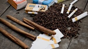 Mengenal sekaligus membedakan rokok herbal, kretek, rempah Komunitas Kretek