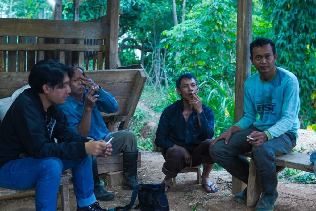 Mencicipi tembakau Kayumas yang lahir dari kemurnian Komunitas Kretek