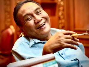 perokok dengan mentalitet korea ala bambang pacul