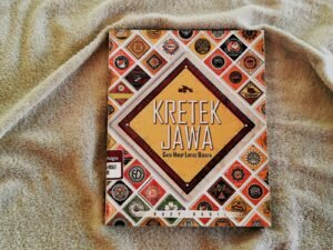 Resensi Buku Kretek Jawa